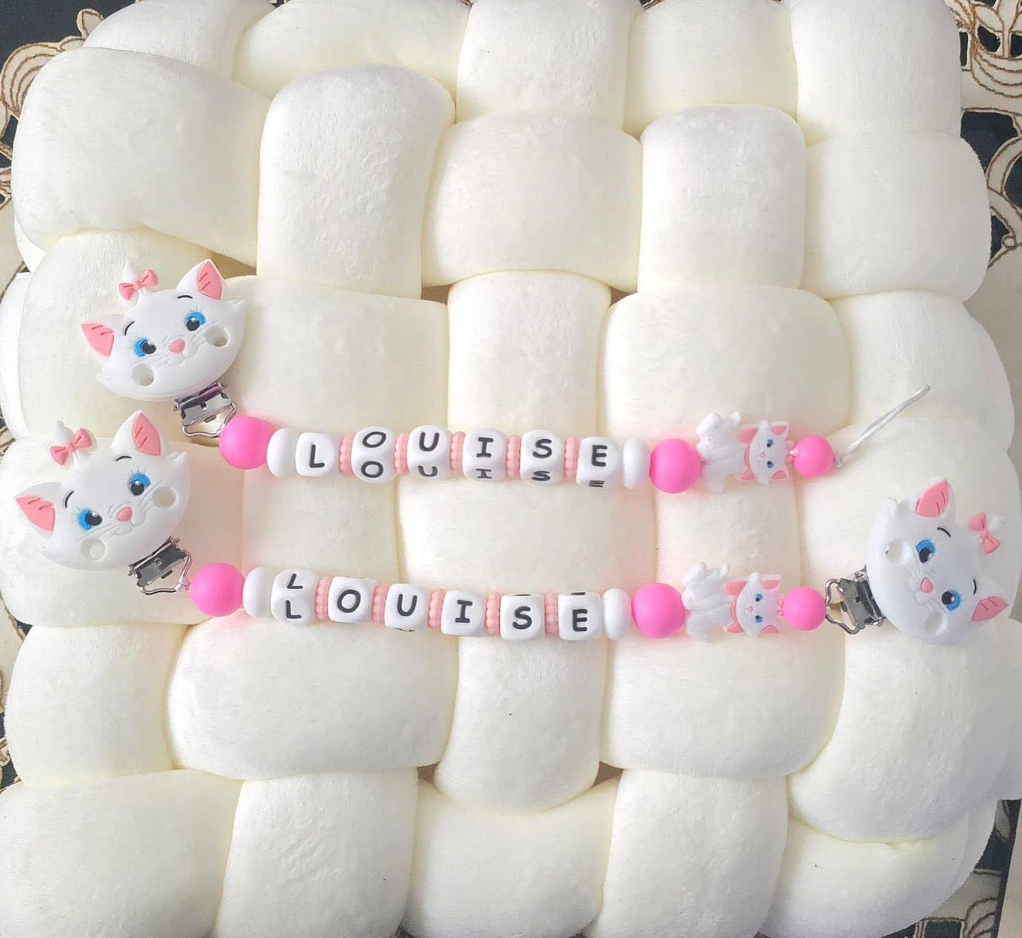 Lots Attache tetine et boubou